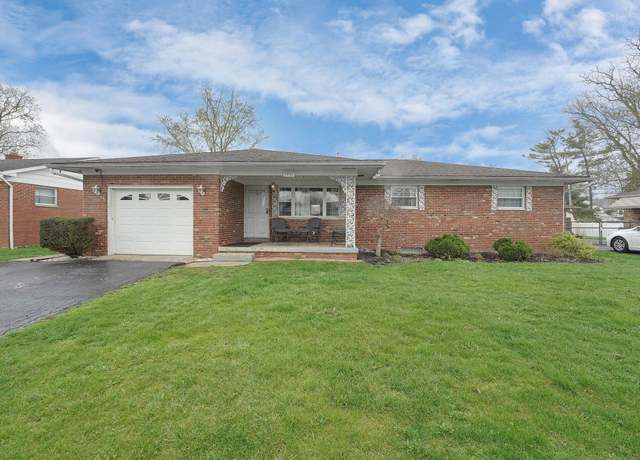 Property at 1961 Poplar St, Obetz, OH 43207, 3 beds, 2 baths
