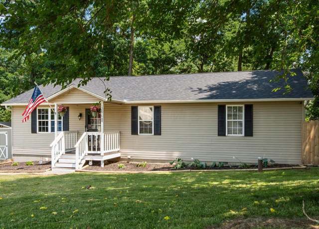 Property at 13376 Maple Rd NE, Thornville, OH 43076, 3 beds, 2 baths