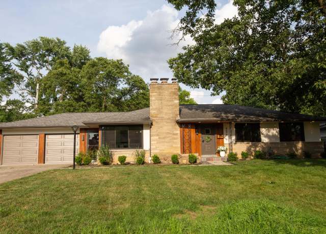 Property at 4296 Lawnview Dr, Columbus, OH 43214, 3 beds, 2 baths