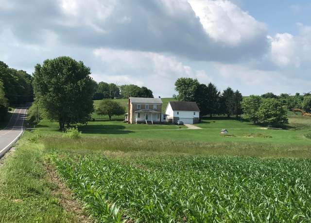 Property at 8023 County Road 30, Somerset, OH 43783, 5 beds, 1.5 baths