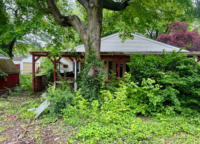 Property at 15 Tulip Rd, Medway, OH 45341, 3 beds, 1 bath
