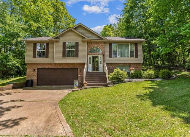 Property at 265 Lakeview Heights Dr, Howard, OH 43028, 4 beds, 3 baths