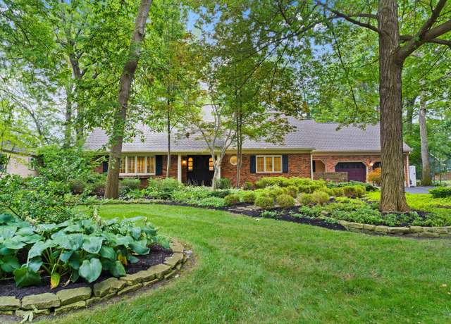 Photo of 2131 Sheringham Rd, Upper Arlington, OH 43220