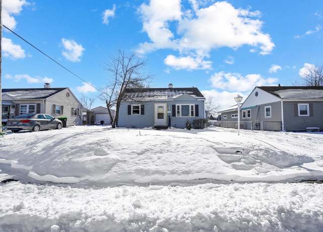 Property at 2423 Dellwood Dr, Springfield, OH 45505, 2 beds, 1 bath