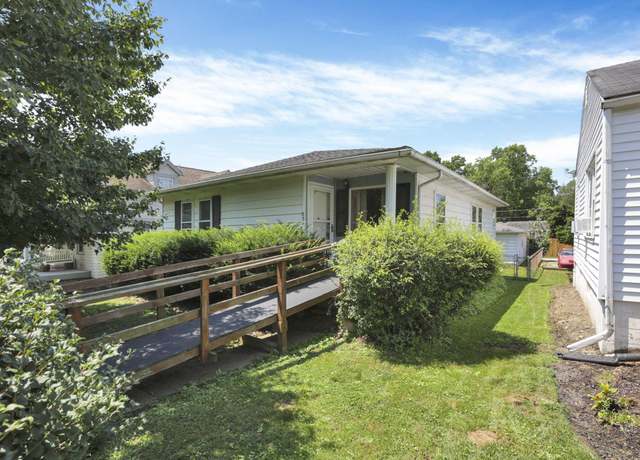 Property at 831 Franklin Ave, Lancaster, OH 43130, 2 beds, 2.5 baths