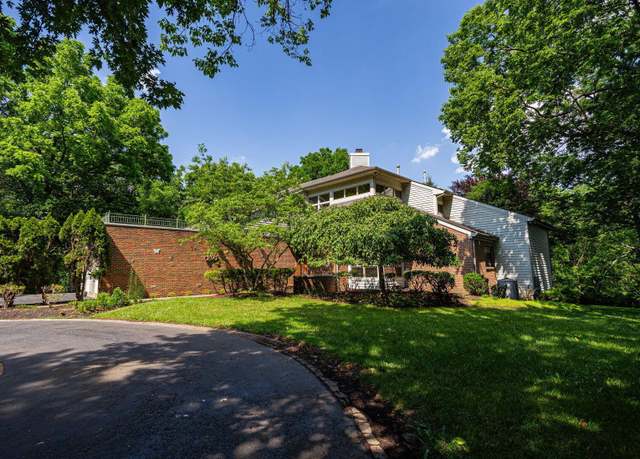 Property at 6204 Olentangy River Rd, Worthington, OH 43085, 4 beds, 4 baths