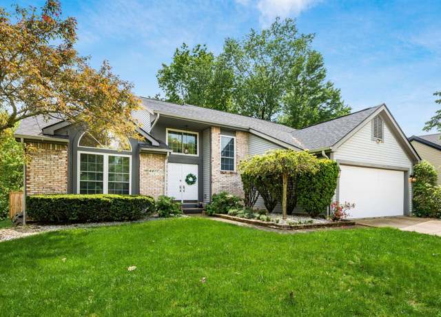 Property at 4477 Big Walnutview Dr, Columbus, OH 43230, 3 beds, 2.5 baths
