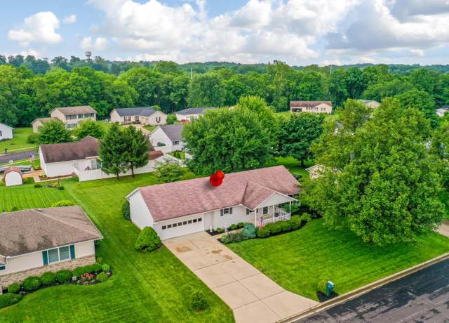 Property at 2366 Seville St, Lancaster, OH 43130, 3 beds, 2 baths