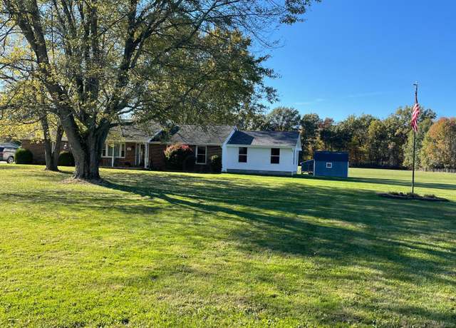 Property at 10677 Lockbourne Eastern Rd, Ashville, OH 43103, 3 beds, 2 baths