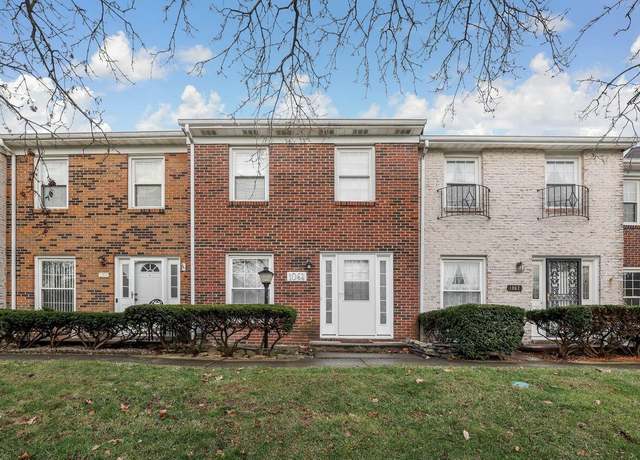 Property at 1064 Hardesty Pl W, Columbus, OH 43204, 3 beds, 2.5 baths