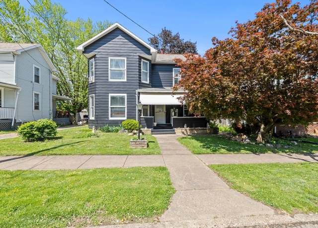 Property at 415 Eppley Ave, Zanesville, OH 43701, 2 beds, 1.5 baths