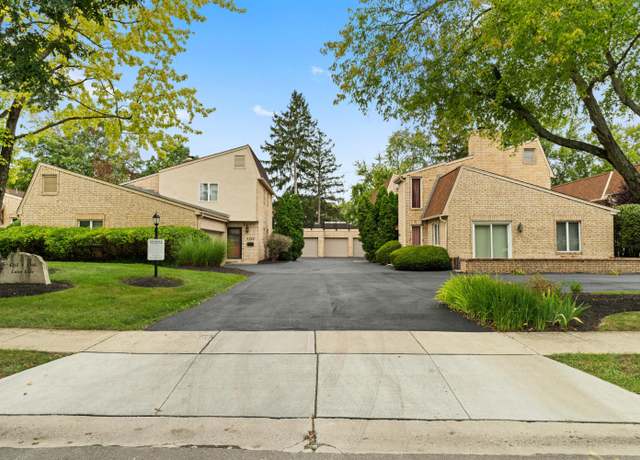 Photo of 4371 Latin Ln #122, Upper Arlington, OH 43220