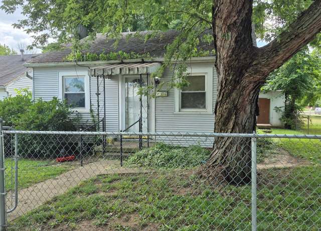 Property at 1015 Broadway St, Washington Court House, OH 43160, 3 beds, 1 bath