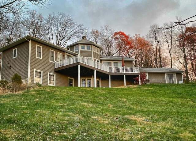 Property at 170 Joy Ln, Granville, OH 43023, 5 beds, 4 baths