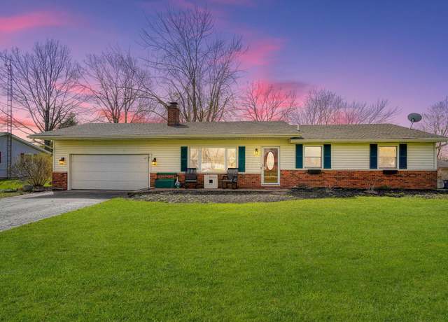 Property at 4815 Hayes Rd, Groveport, OH 43125, 3 beds, 2 baths