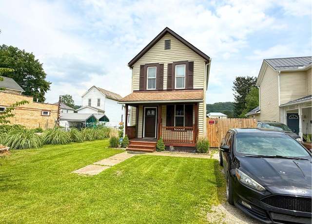 Property at 1222 Putnam Ave, Zanesville, OH 43701, 3 beds, 1 bath