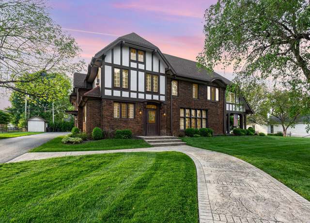 Property at 404 Rawling St, Washington Court House, OH 43160, 4 beds, 2.5 baths