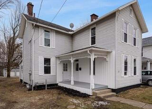 Property at 225 Wilson St, Newark, OH 43055, 3 beds, 1.5 baths