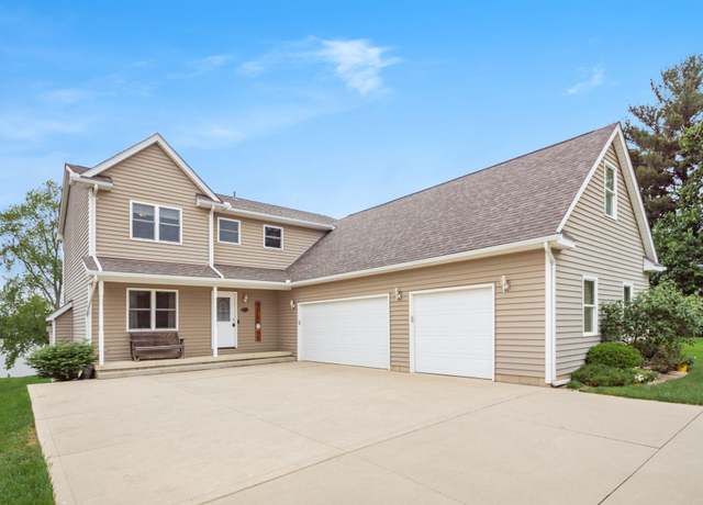 Property at 1380 E Choctaw Dr, London, OH 43140, 4 beds, 3.5 baths