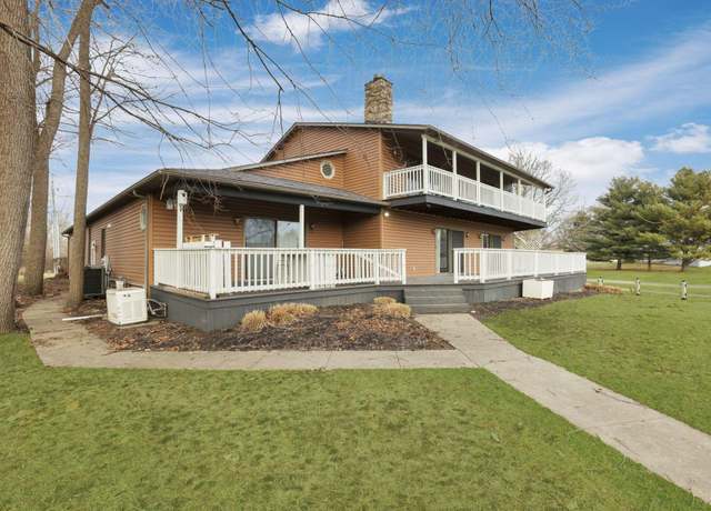Property at 149 Amherst Dr, Hebron, OH 43025, 4 beds, 3 baths
