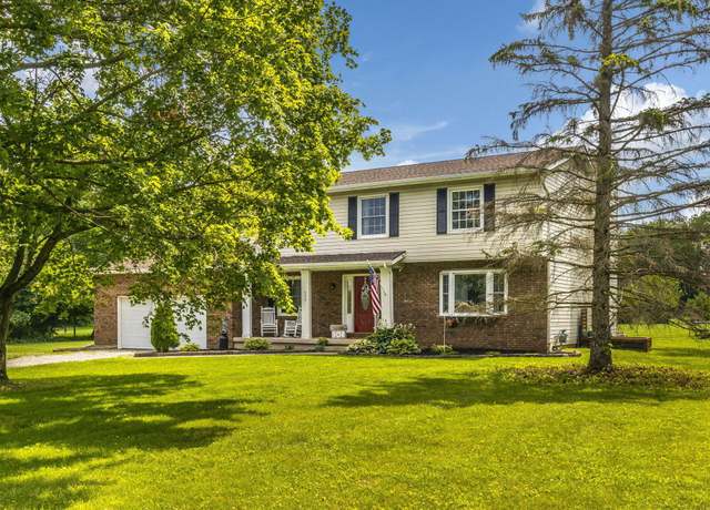 Property at 620 Rockmill Rd NW, Lancaster, OH 43130, 4 beds, 3.5 baths
