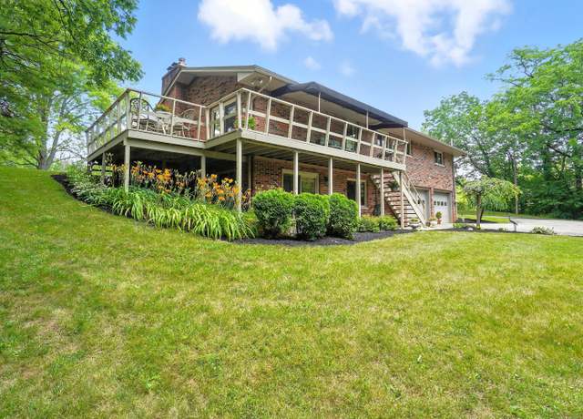 Property at 2051 Borror Rd, Grove City, OH 43123, 3 beds, 2 baths