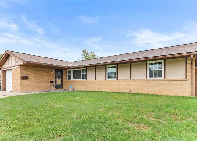 Property at 6837 Bartlett Rd, Reynoldsburg, OH 43068, 3 beds, 2 baths
