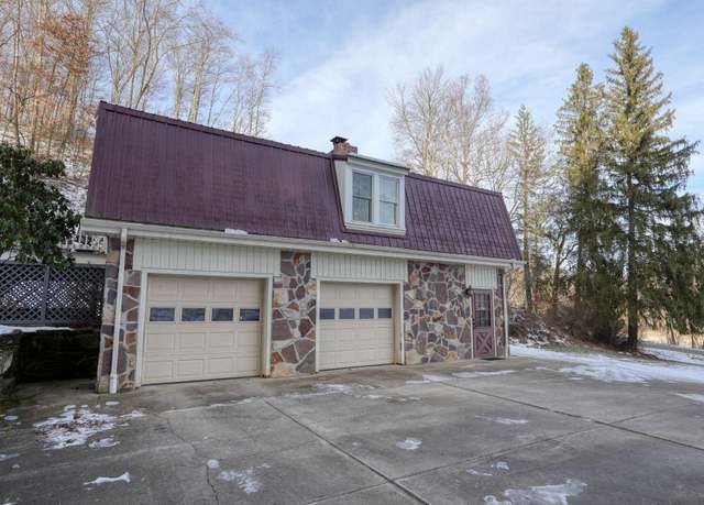 Property at 2250 Indian Camp Run Rd, New Concord, OH 43762, 2 beds, 2 baths
