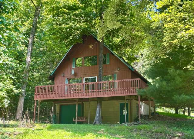 Property at 220 Northern Spy Dr, Howard, OH 43028, 2 beds, 2 baths