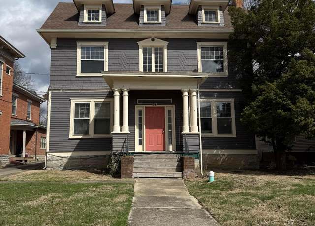 Property at 40 W Winter St, Delaware, OH 43015, 4 beds