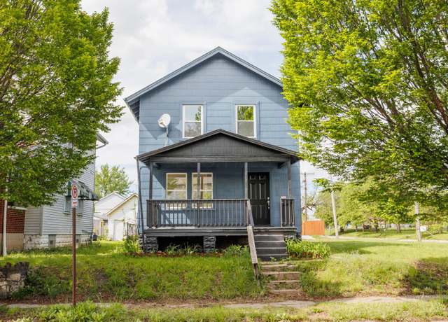 Property at 516 E Woodrow Ave, Columbus, OH 43207, 4 beds, 2 baths