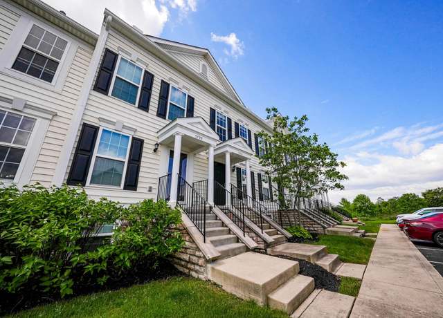 Photo of 5801 Bridgehampton Drive Dr, New Albany, OH 43054