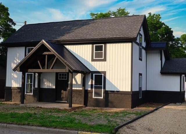 Property at 16786 Main St, Williamsport, OH 43164, 3 beds, 1 bath