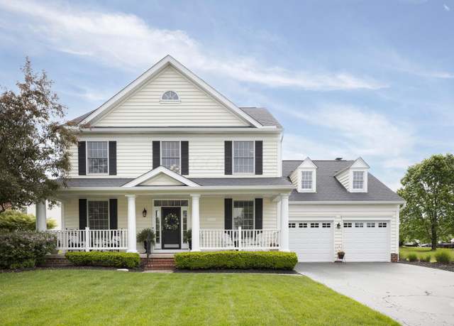 Property at 7000 Dean Farm Rd, New Albany, OH 43054, 4 beds, 3 baths