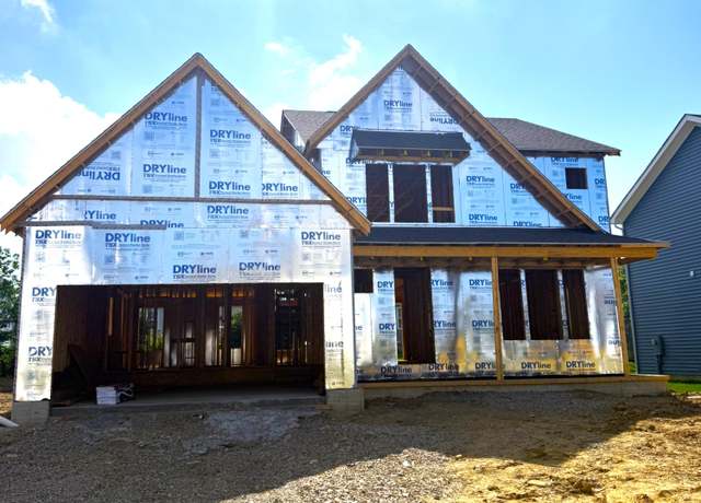 Property at 12280 Pleasant View Dr, Pickerington, OH 43147, 3 beds, 2.5 baths