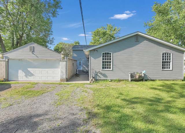 Property at 6764 London Groveport Rd, Grove City, OH 43123, 3 beds, 2 baths