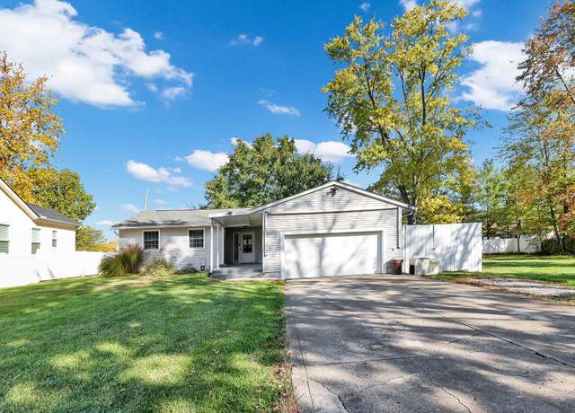 Property at 3720 Emmons Ave, Columbus, OH 43219, 3 beds, 2 baths