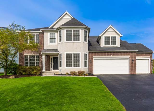 Property at 1092 Balmoral Dr, Delaware, OH 43015, 4 beds, 4.5 baths