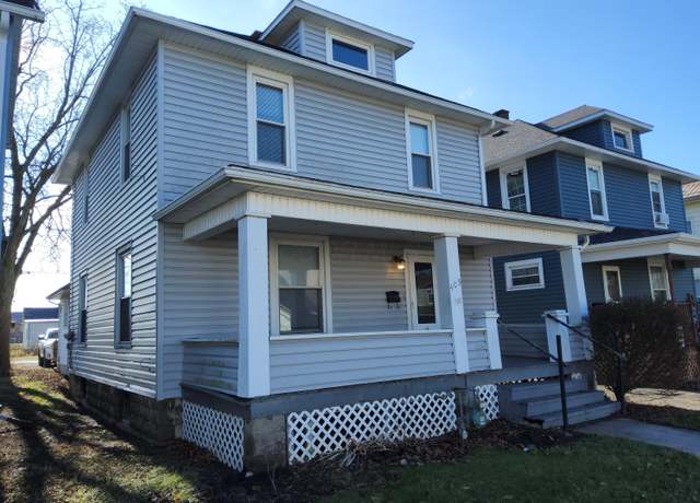 Property at 405 W Charles St, Bucyrus, OH 44820, 4 beds, 2 baths