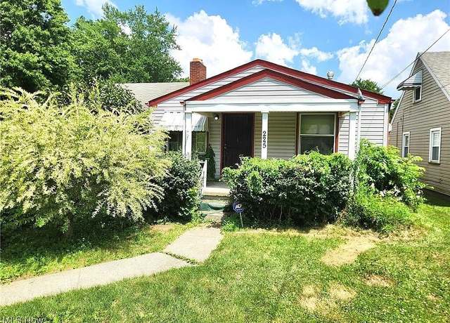 Property at 225 Forest-hill Dr, Youngstown, OH 44515, 3 beds, 2 baths