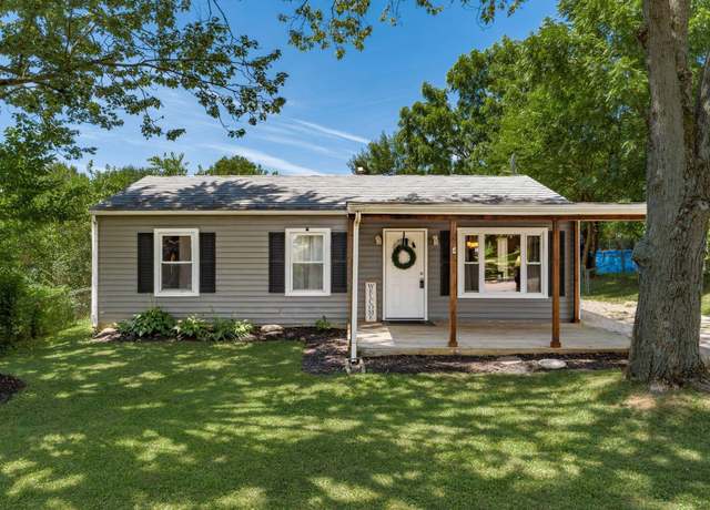 Property at 380 Hillview Dr, Johnstown, OH 43031, 3 beds, 1 bath