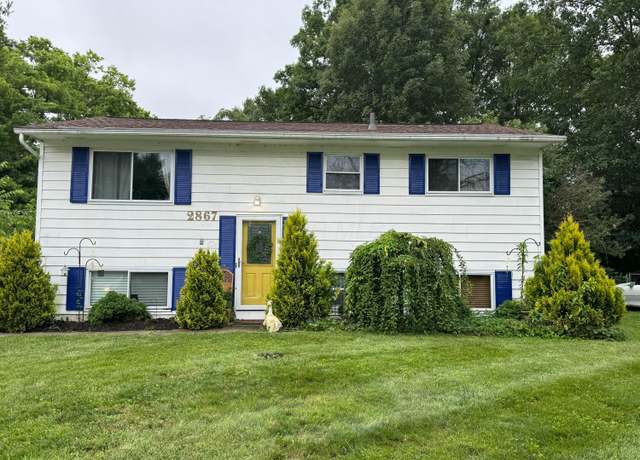 Property at 2867 Southwest Blvd, Grove City, OH 43123, 5 beds, 1.5 baths