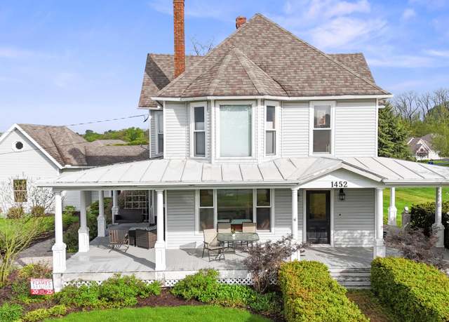 Property at 1452 W Cook Rd, Mansfield, OH 44906, 4 beds, 2 baths