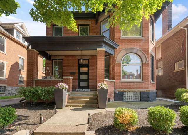 Property at 275 E Deshler Ave, Columbus, OH 43206, 3 beds, 2.5 baths