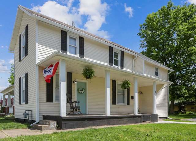 Property at 126 S Cherry St, Lancaster, OH 43130, 3 beds, 1.5 baths