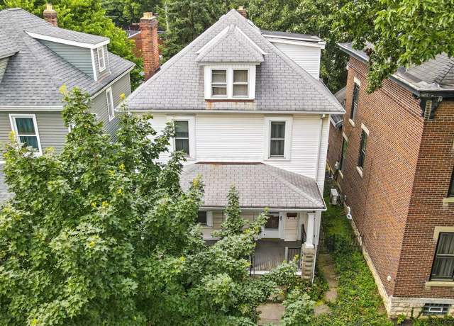 Property at 332 E Mithoff St, Columbus, OH 43206, 4 beds, 1.5 baths
