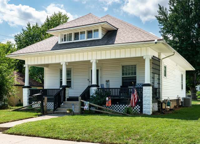 Property at 1121 Elm St, Springfield, OH 45503, 4 beds, 1 bath