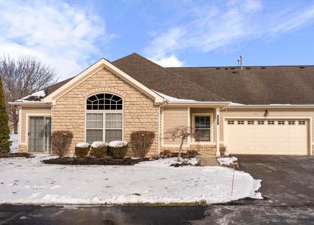 Property at 922 Villas Dr, Pataskala, OH 43062, 2 beds, 2 baths