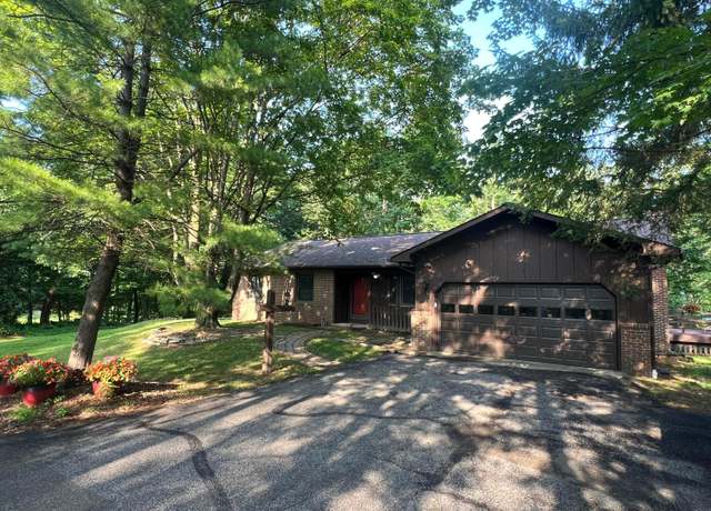 Property at 3502 Hazelton Etna Rd, Alexandria, OH 43001, 3 beds, 2 baths
