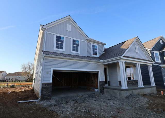 Property at 796 Clark Dr, Reynoldsburg, OH 43068, 4 beds, 2.5 baths